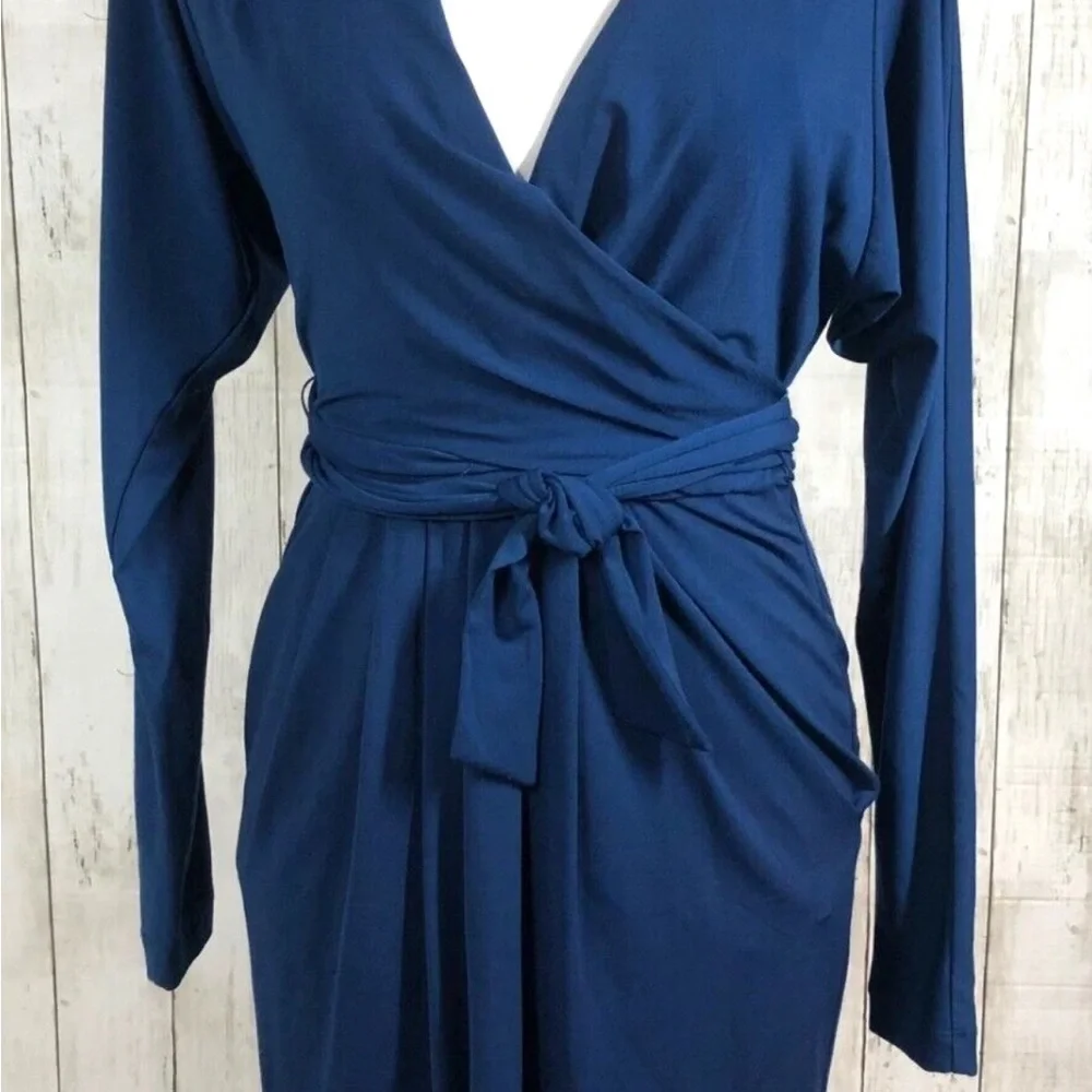 BCBGMaxAzria midnight blue Wrap-Style Long Sleeve Dress M - Picture 2 of 9